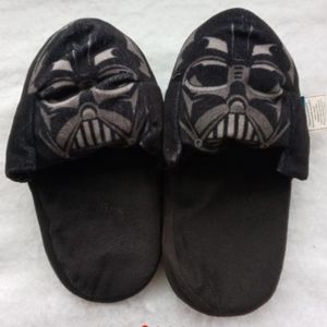 Star Wars Darth Vader slippers Size Youth XL kids black slip on soft Pre-owned
